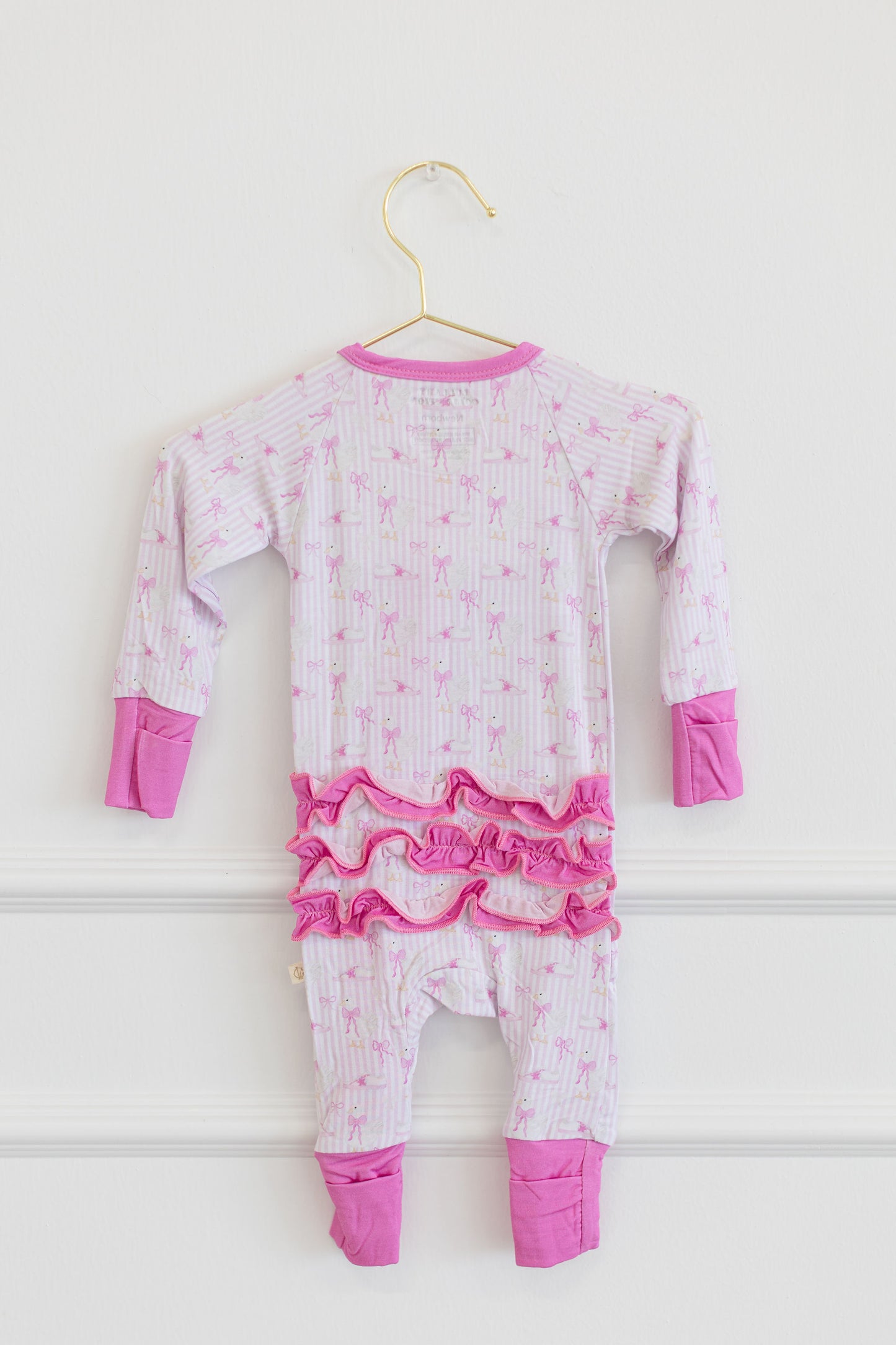 Goldie Goose Ruffle Zippy
