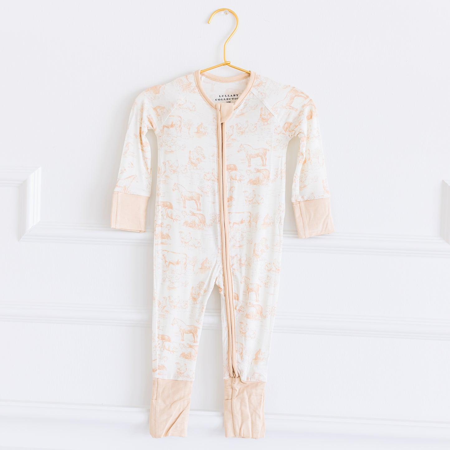 Tan Barnyard Toile Zippy