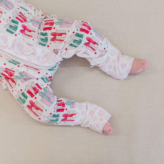 Present Ruffle Zippy