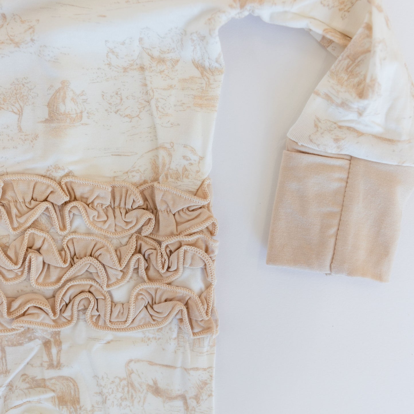 Tan Barnyard Toile Ruffle Zippy